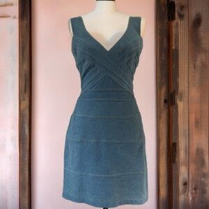 Tadashi Jean Sleeveless Dress	Size 2